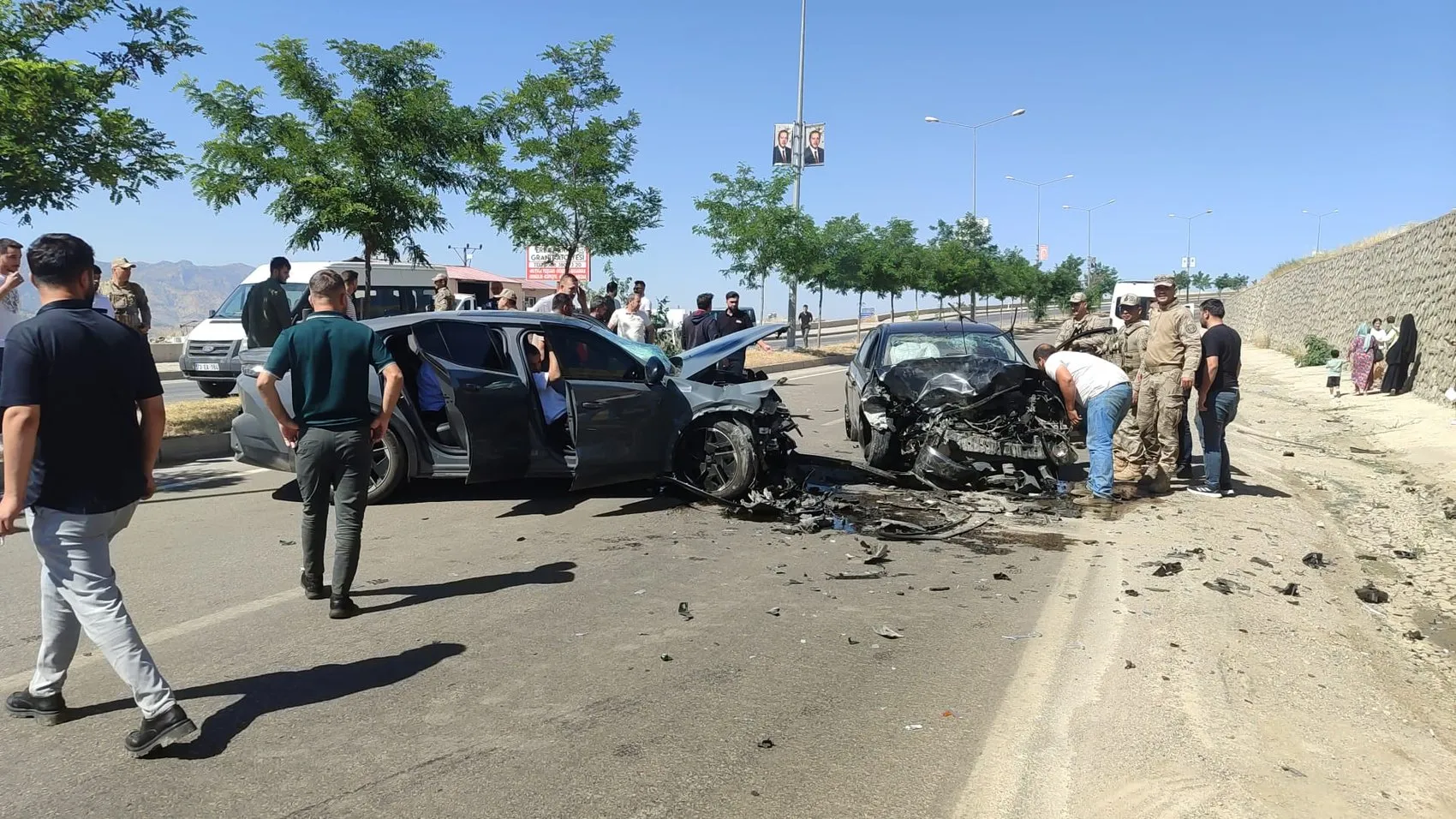 Şırnak yolunda otomobil karşı şeride geçti 1 ölü