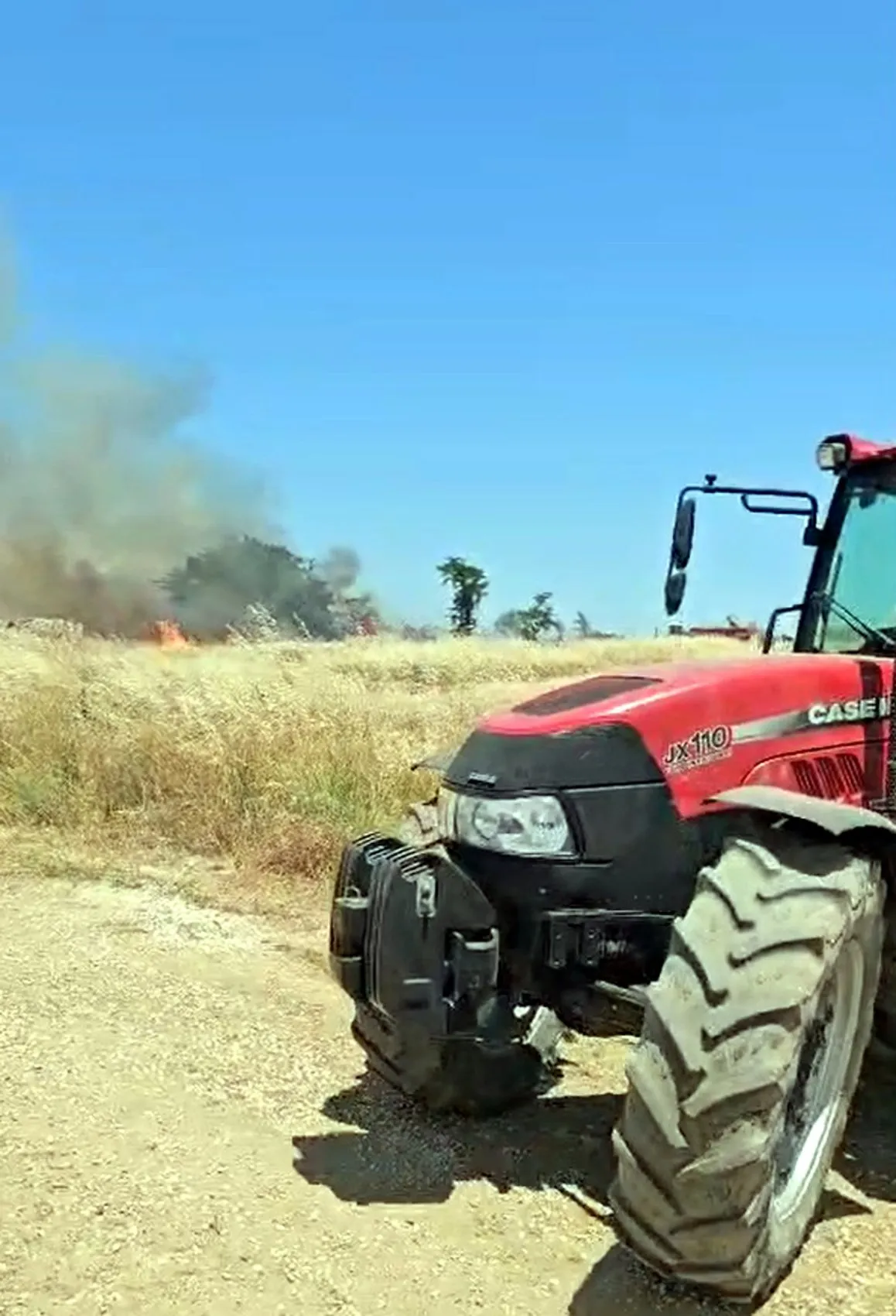 Edirne Lalapaşa'da büyük yangın 200 dekar alanı küle çevirdi