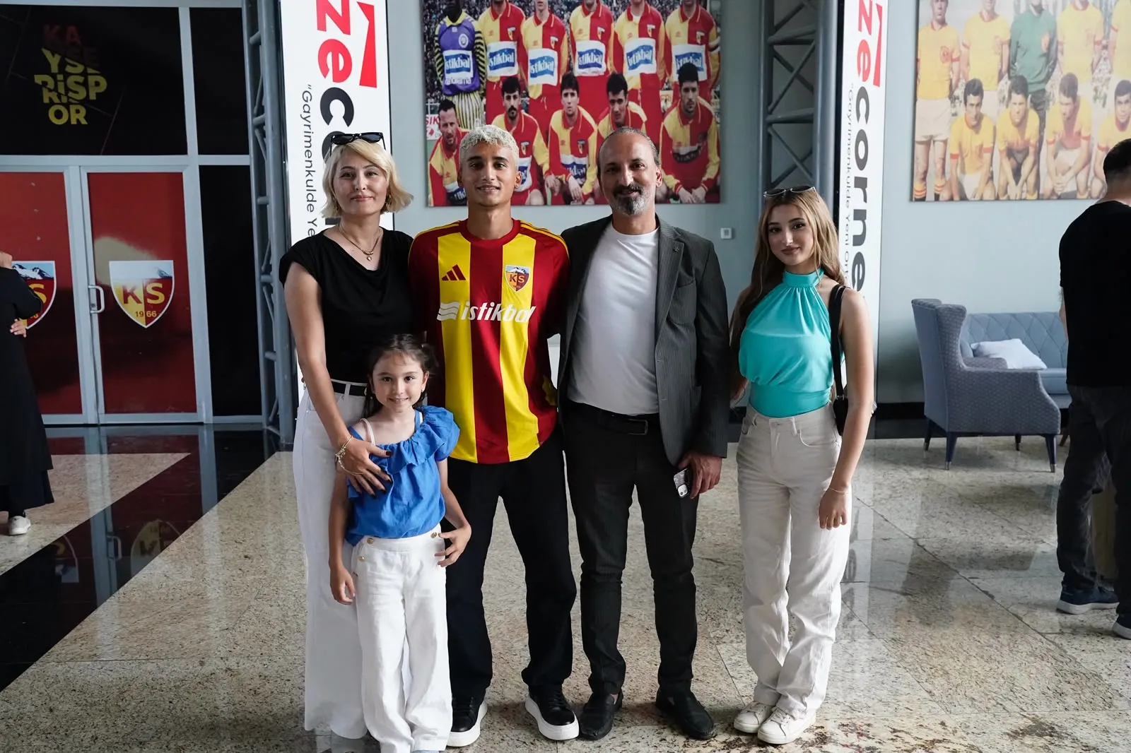 Kayserispor altyapısından çıkan genç yetenek profesyonel oldu