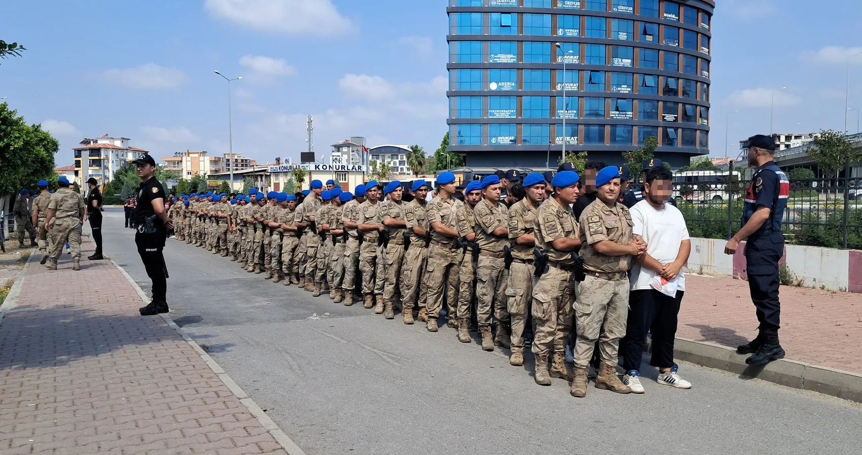 27 ilde dev yasa dışı bahis operasyonu 36 tutuklama