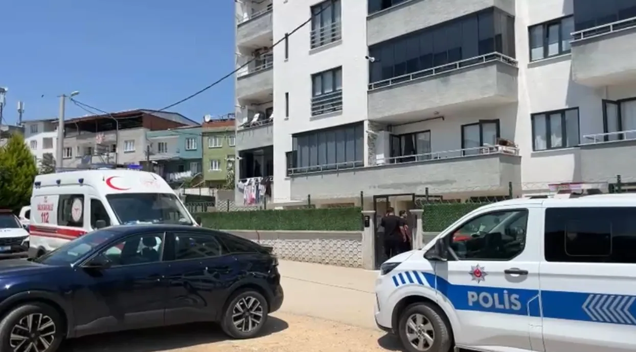 Bursa'da bir kadın 10 yaşındaki çocuğunun yanında öldürüldü