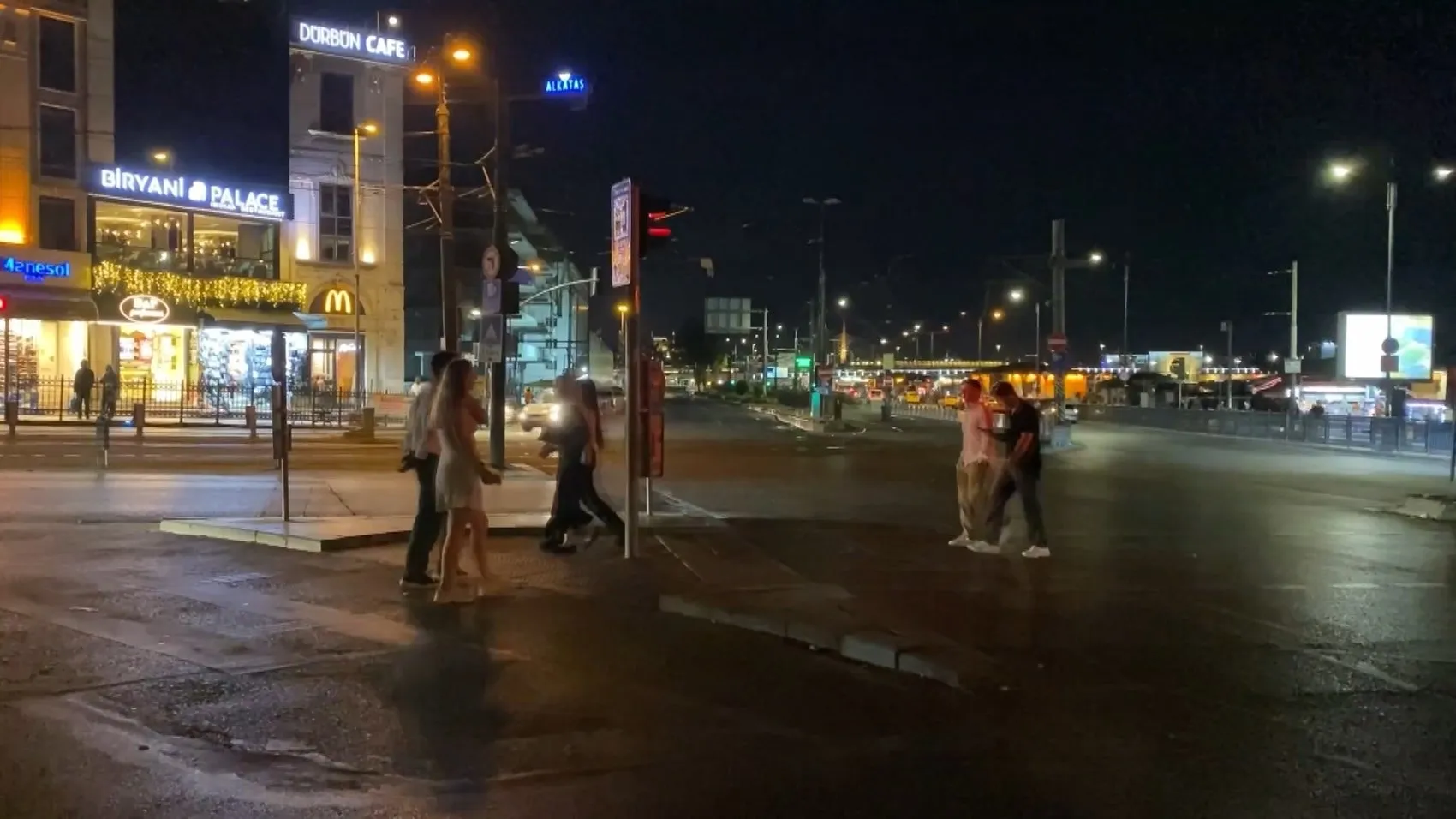 Fatih’te skuter kazası kamerada Bir kişi hayatını kaybetti