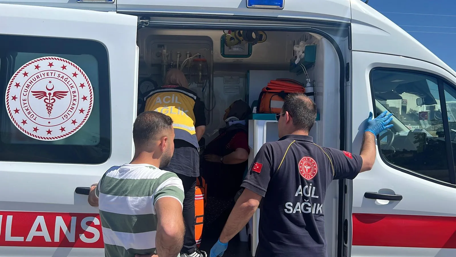 Nevşehir yolunda iki araç çarpıştı 4 yaralı
