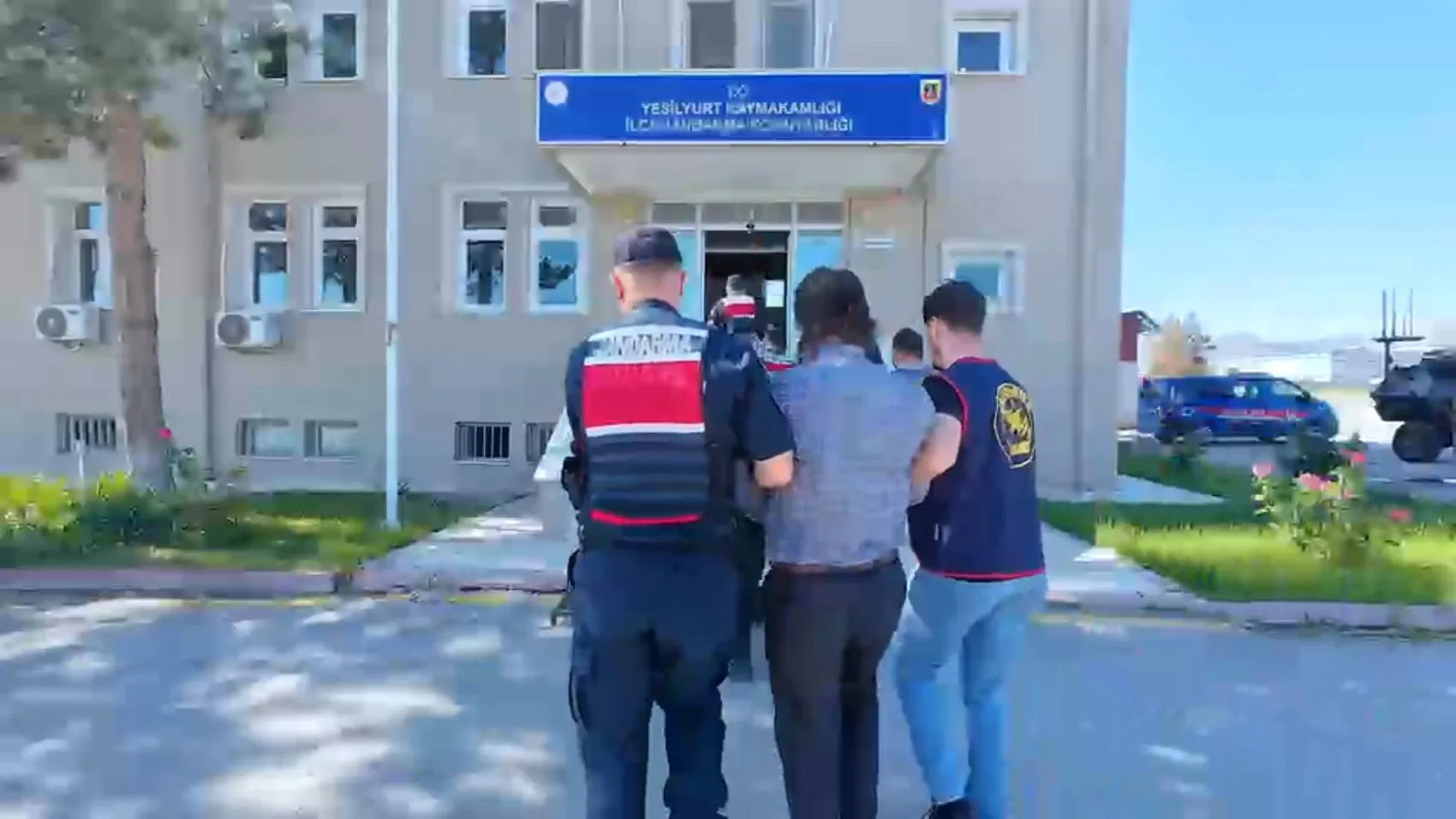 Malatya’da cinayet hükümlüsü iki firari operasyonla yakalandı