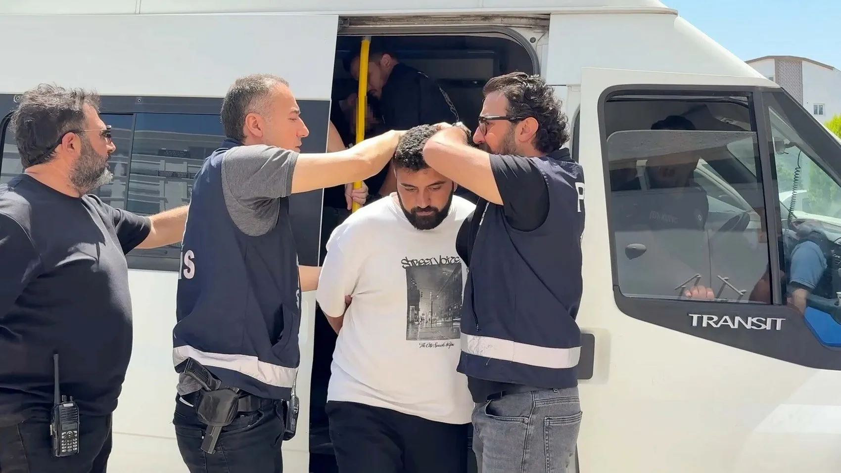 Söke’deki çifte cinayetin zanlısı arazide kıskıvrak yakalandı