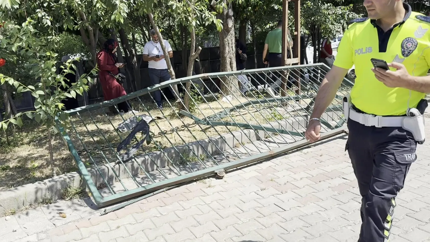 Sınav telaşı otoparkta dehşete dönüştü