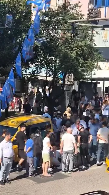 Bursa'da kontrolden çıkan taksi avukatı altına alarak sürükledi