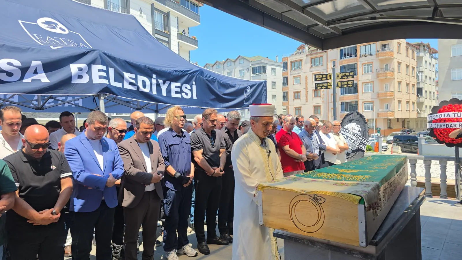 Soner Arıca annesini Ordu'da toprağa verdi