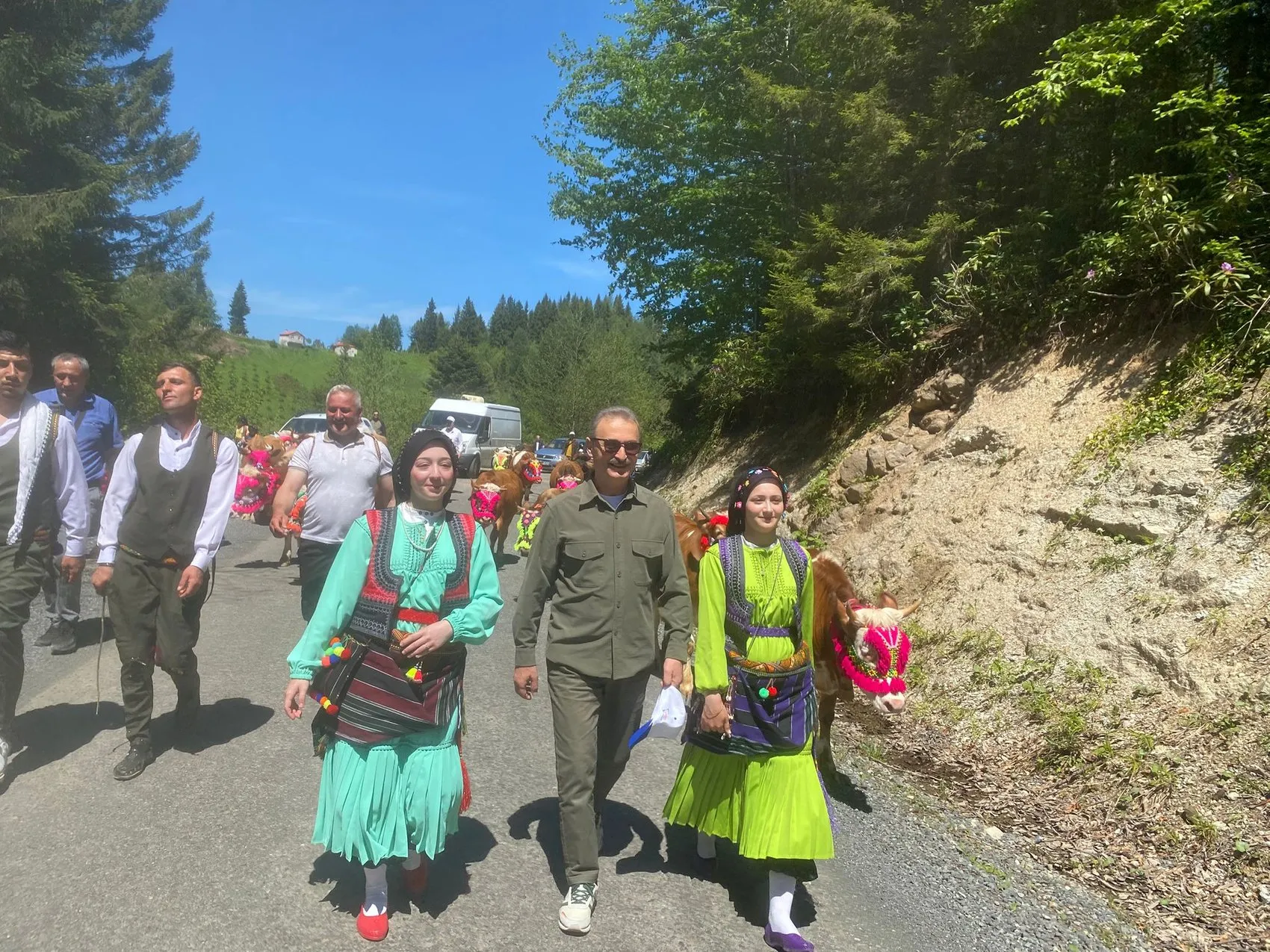 Trabzon'da yayla göçü şenliğe dönüştü