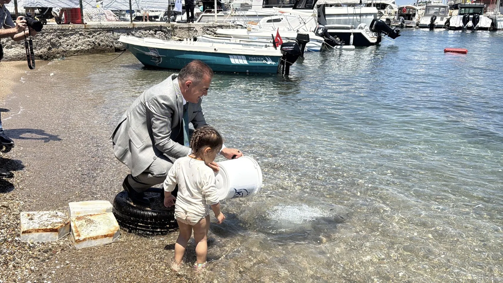 Bodrum denizlerinde 2 bin metrekarelik tehlike temizlendi