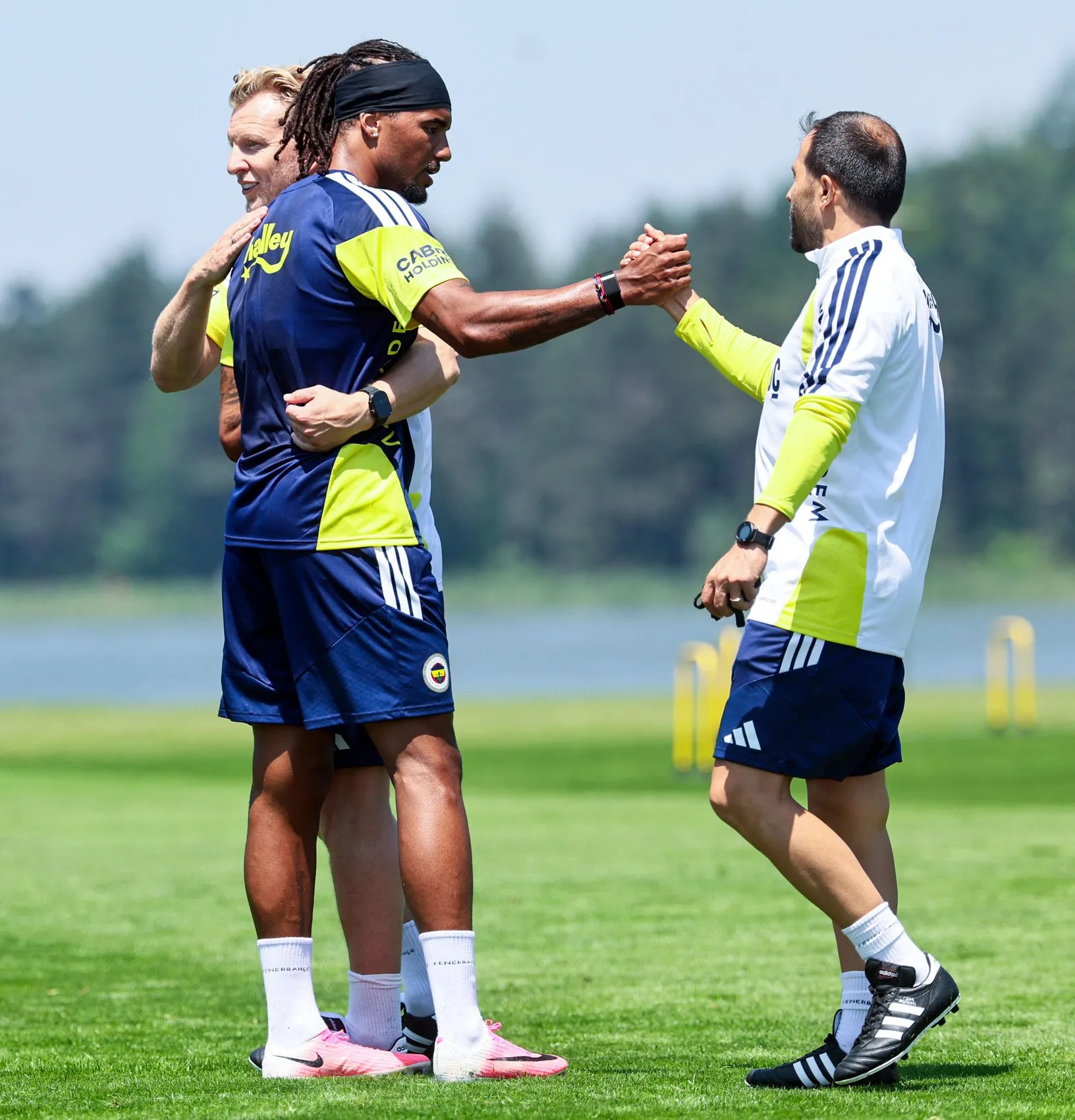 Fenerbahçe Topuk Yaylası’nda sezonu açtı