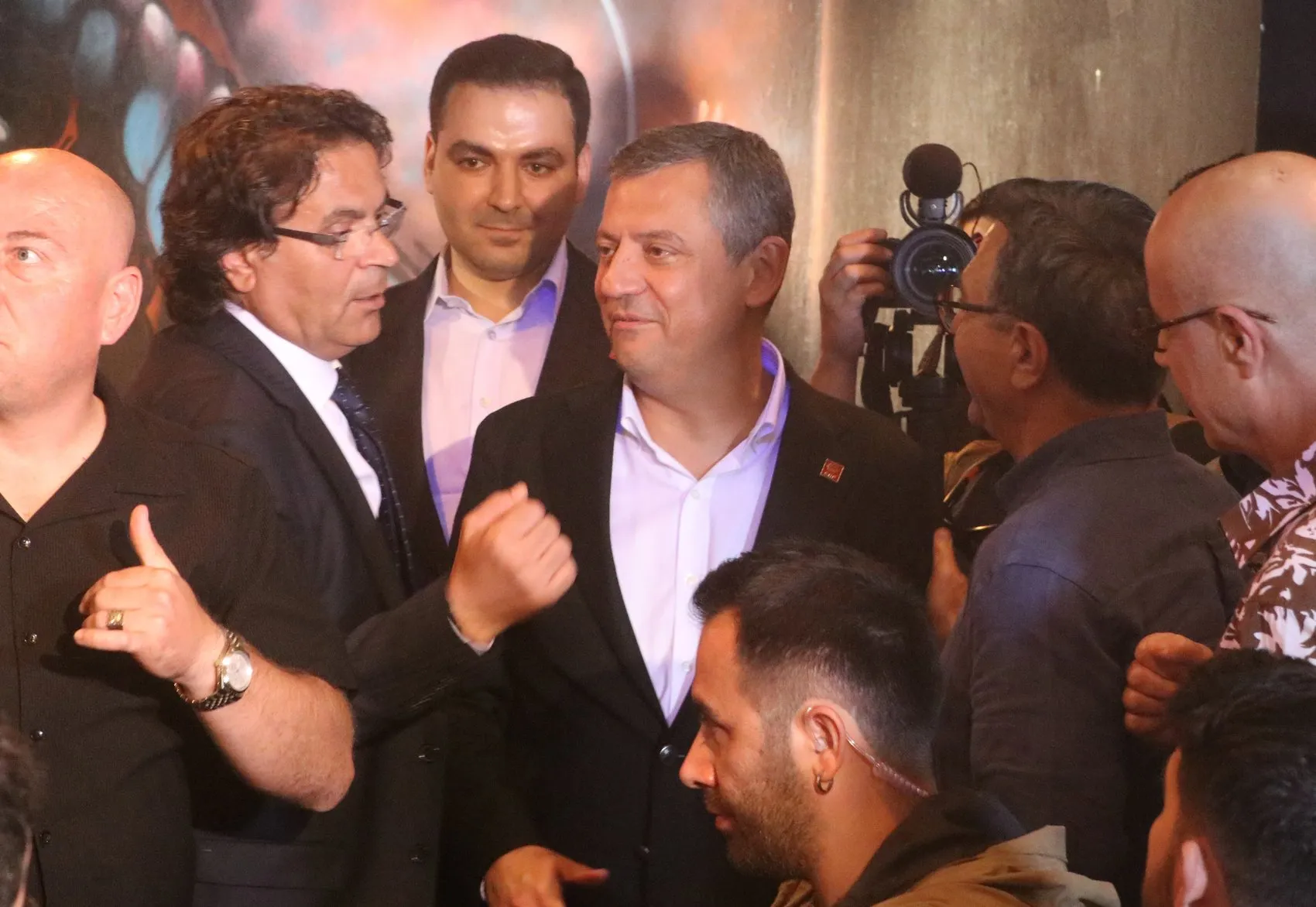 Özgür Özel yeni parti ihtimalini masaya yatırdı