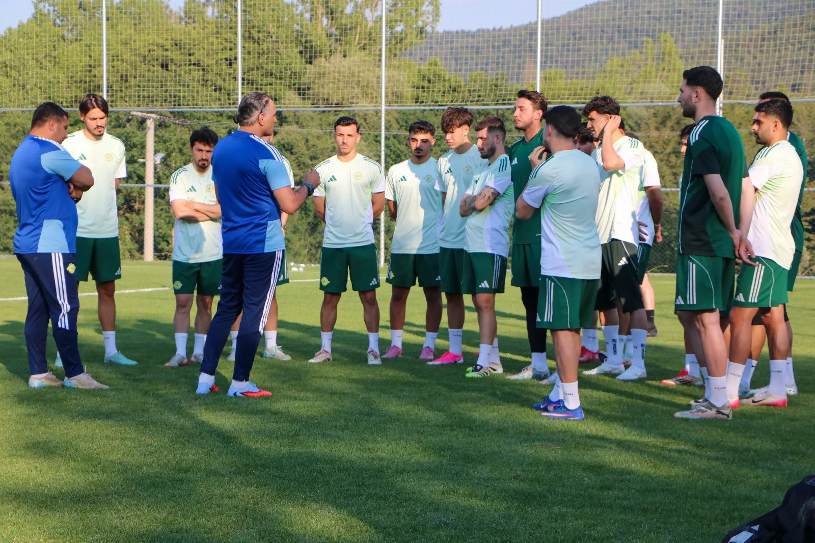 Esenler Erokspor yeni sezon için Bolu’da ter döküyor