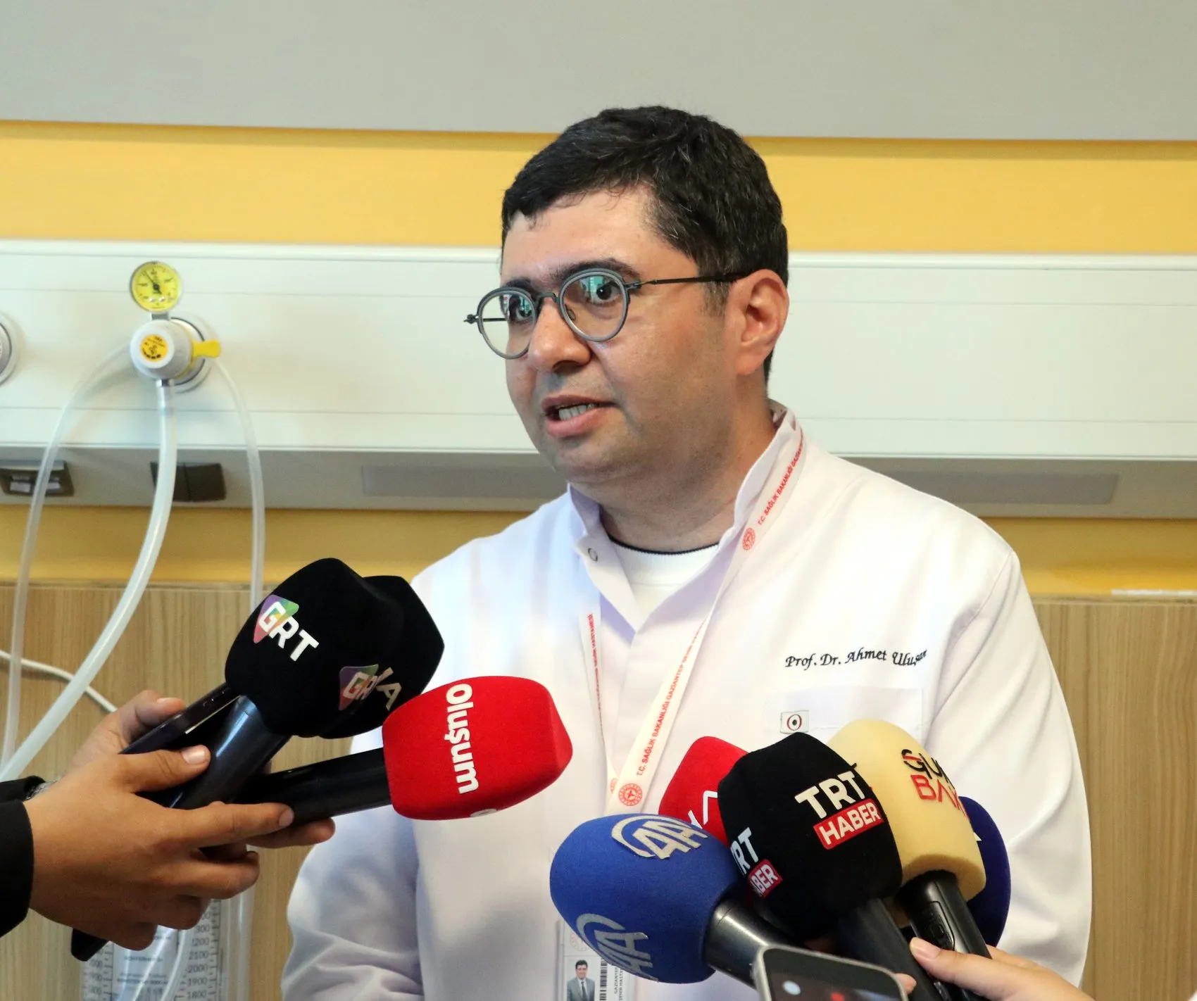 Gaziantep'te 10 saatlik ameliyatla hayata döndü