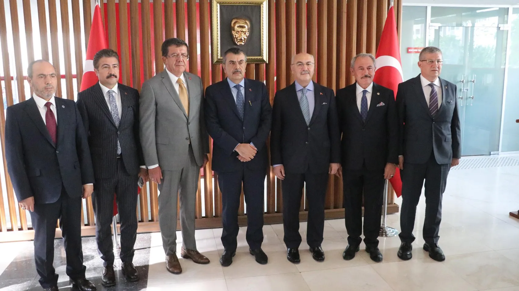 Bakan Tekin eğitimdeki derslik artışını rakamlarla açıkladı