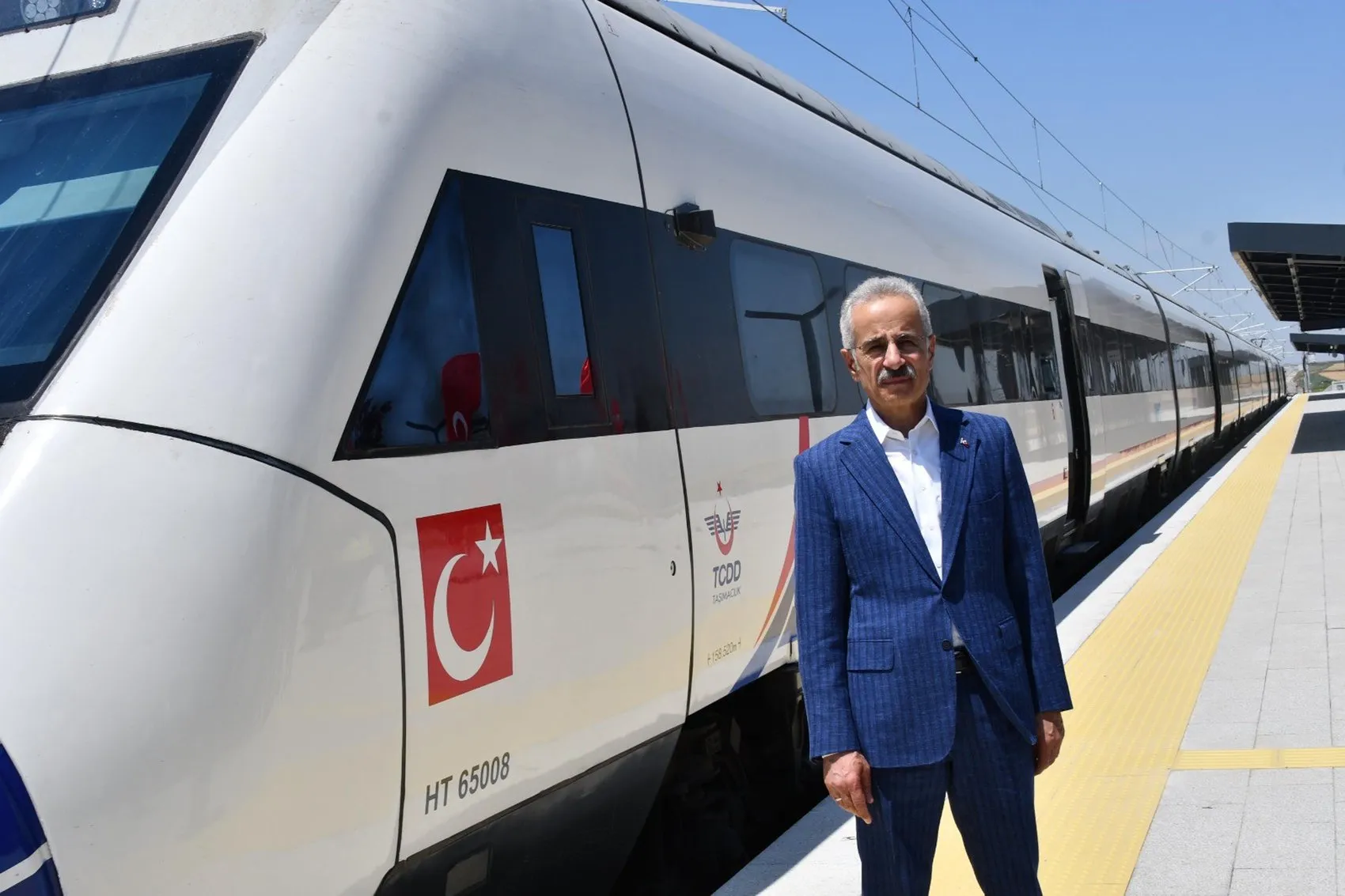 Edirne ve İstanbul arası 1,5 saate iniyor
