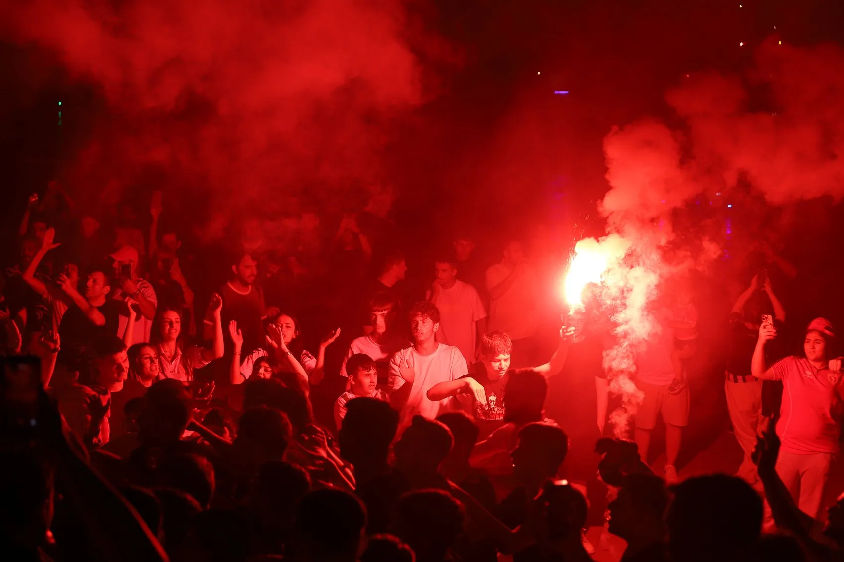 Samsunspor taraftarı 61'inci yılı meşalelerle kutladı