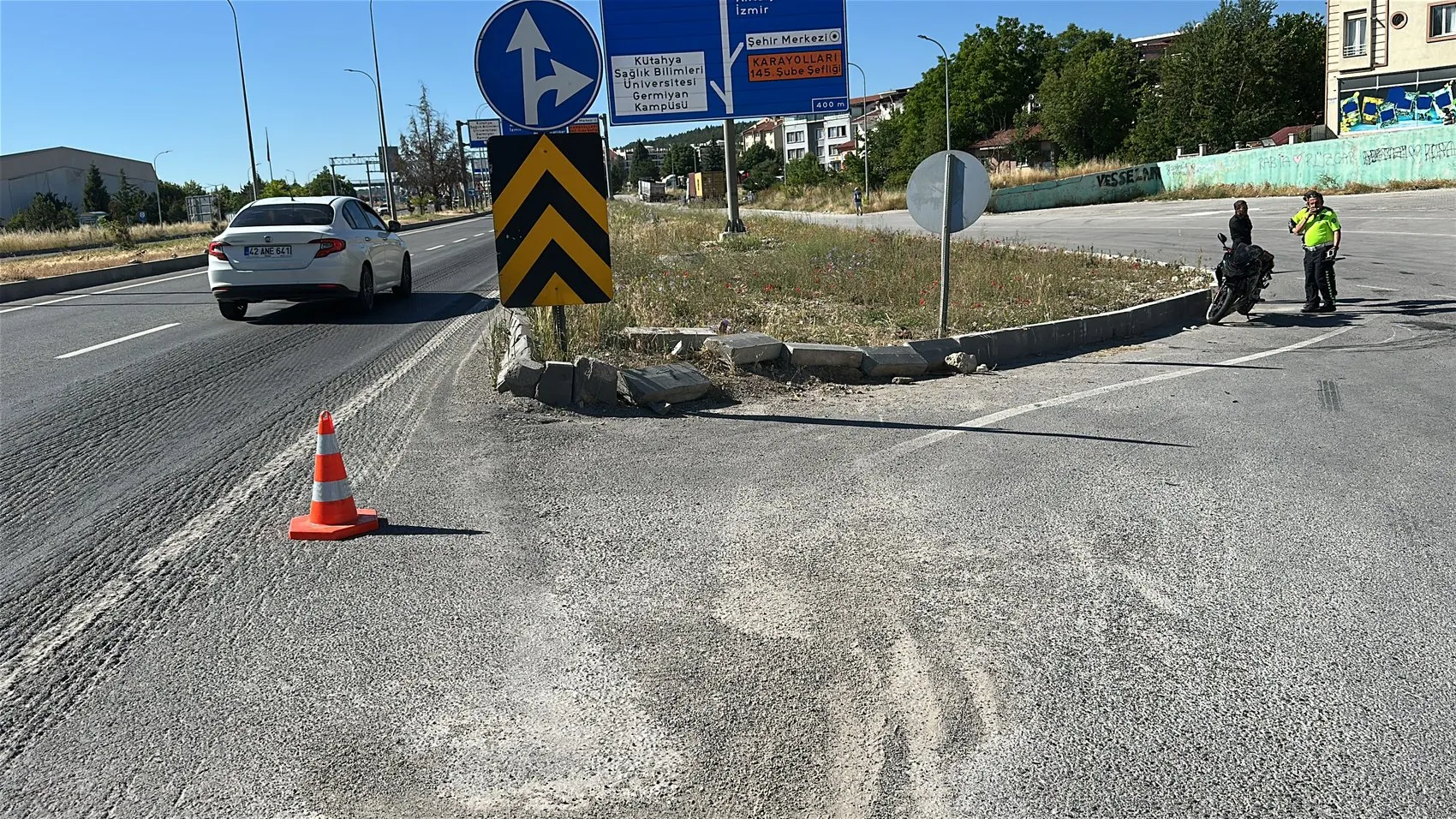 Kütahya’da motosiklet kazası ağır yaraladı