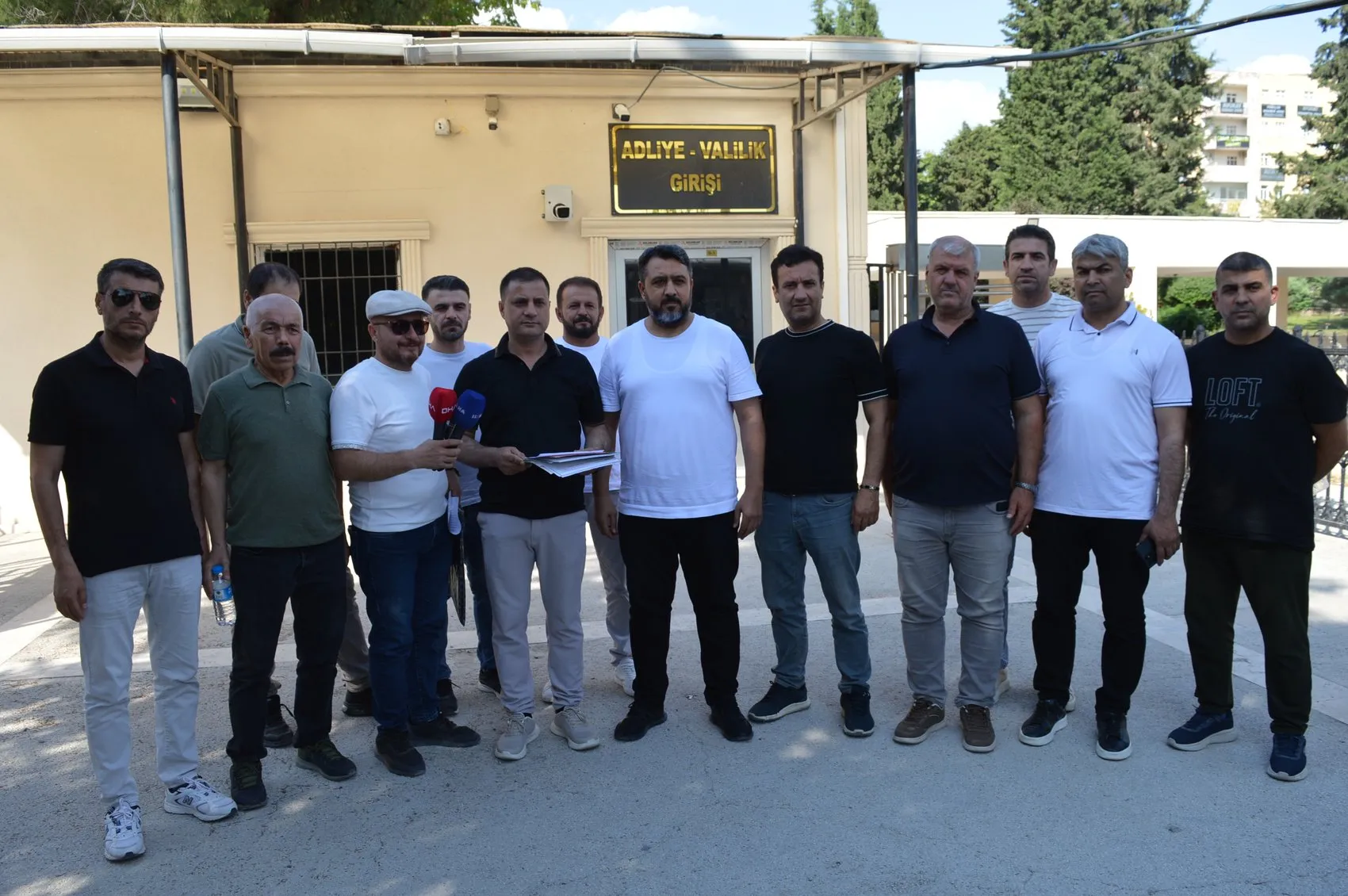 Mardin'de 80 aile aynı dairelerin başkasına satılmasıyla mağdur oldu