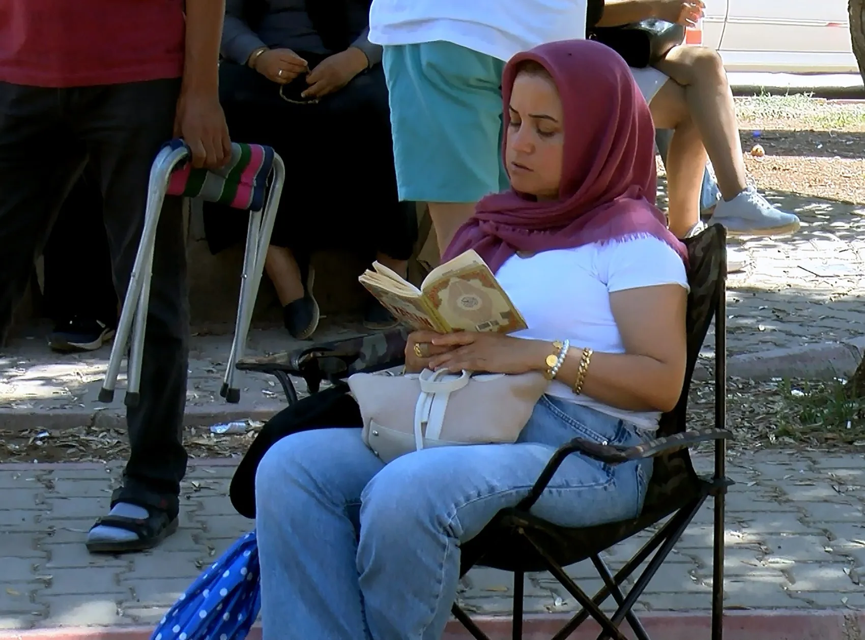 Adana'da sınav günü babalar için çifte heyecan yaşandı
