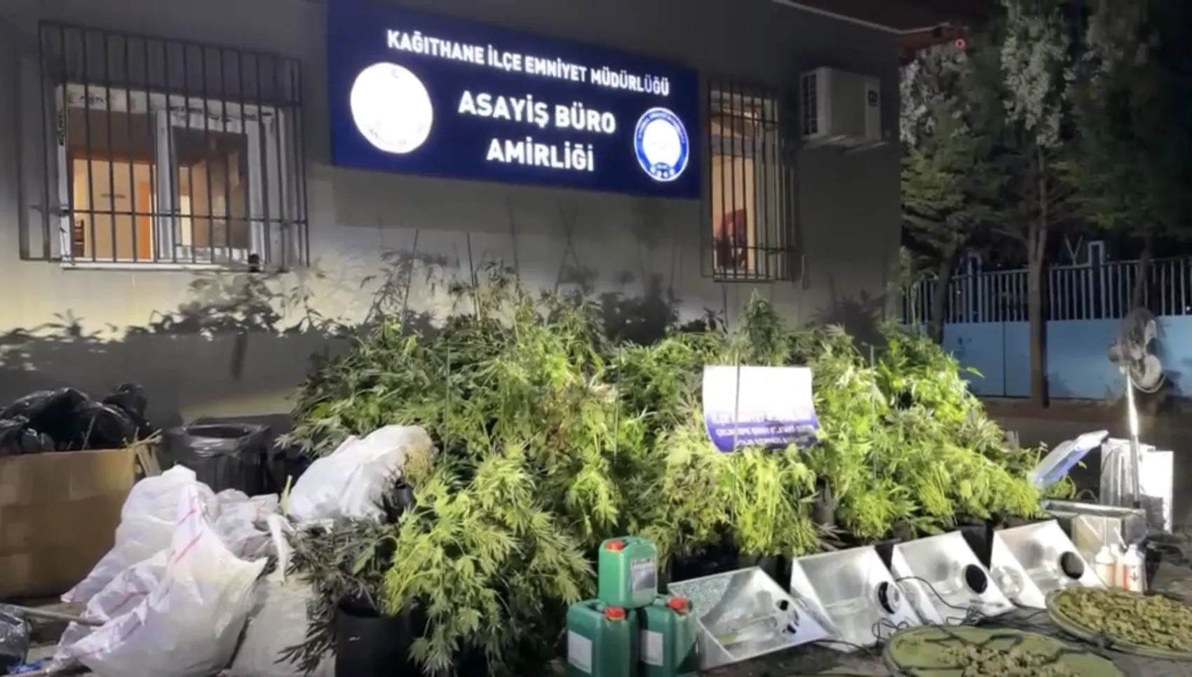 Kağıthane’de bir evden yayılan koku 30 milyonluk serayı ele verdi