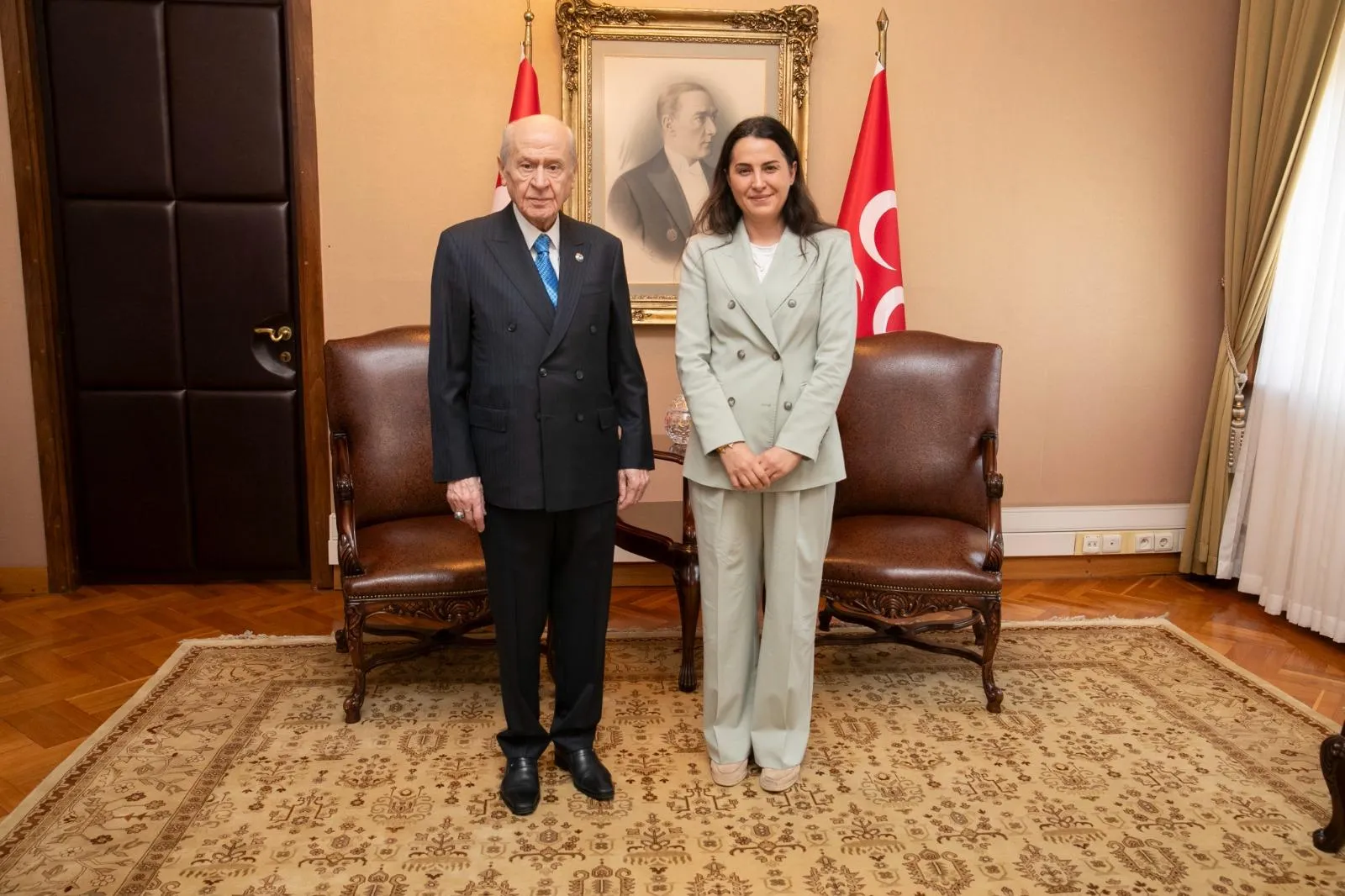 Kayserispor yönetimi Ankara’da Devlet Bahçeli ile bir araya geldi