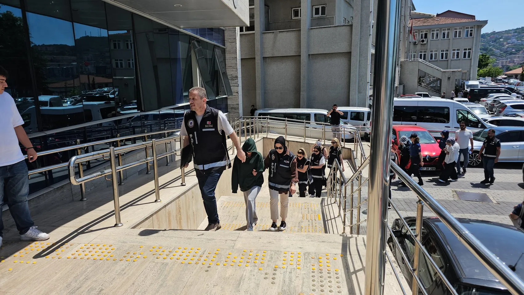 Zonguldak merkezli rüşvetle kürtaj operasyonu