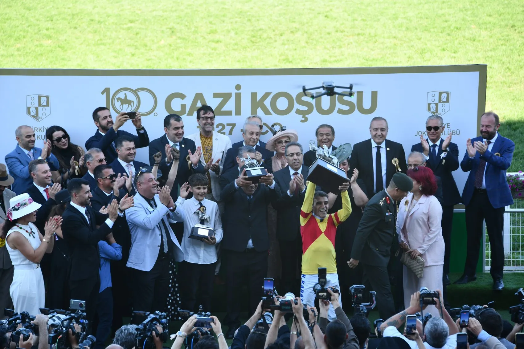 100’üncü Gazi Koşusu’nda tarihi zafer Bay Nalçakan’ın oldu
