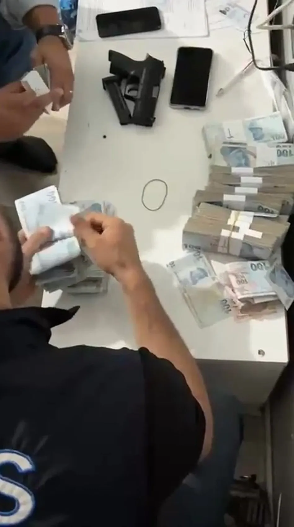 Banka yalanıyla kredi tuzağı kuran şebeke çökertildi