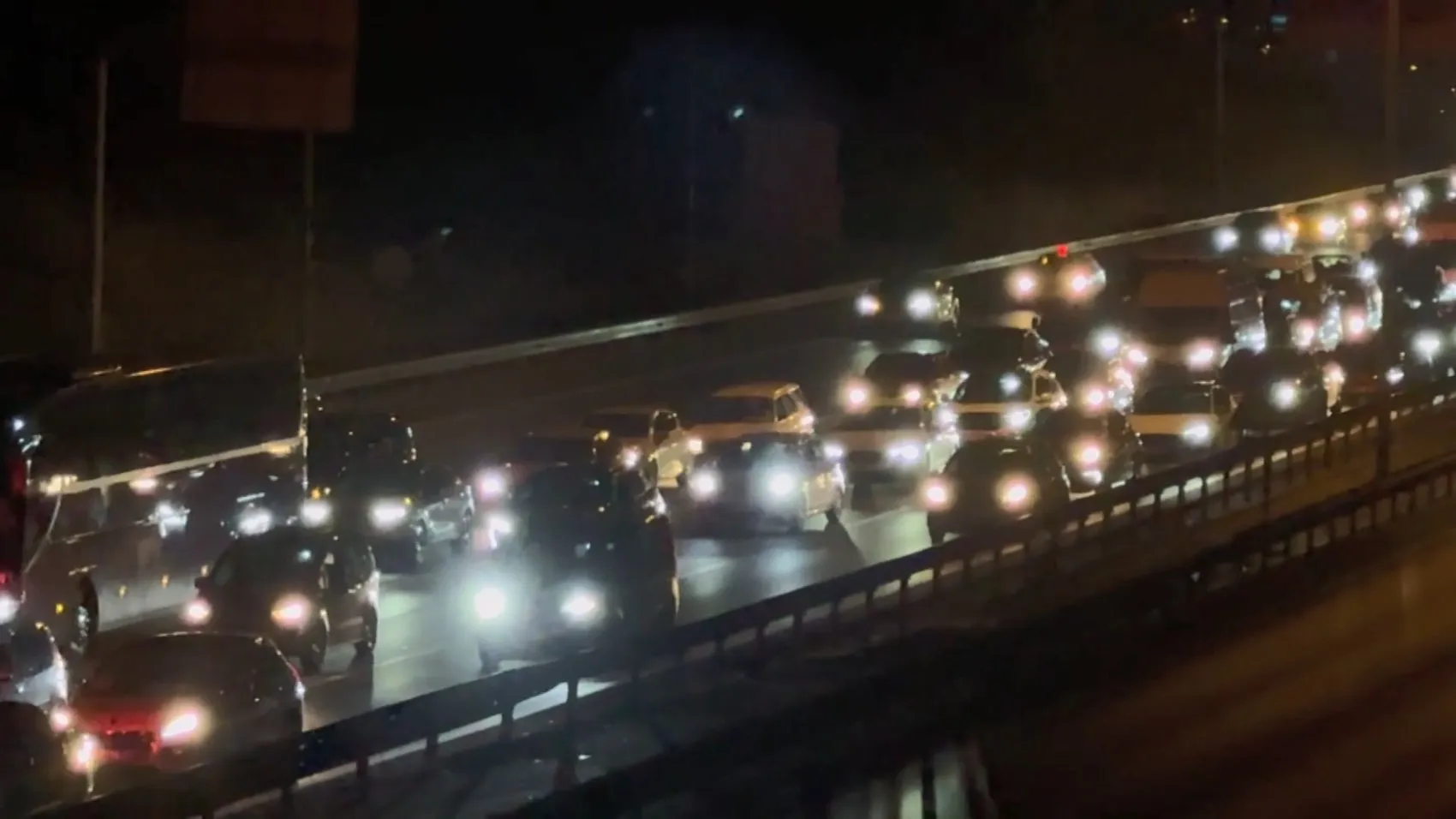 İstanbul yolunda dönüş trafiği kabusu