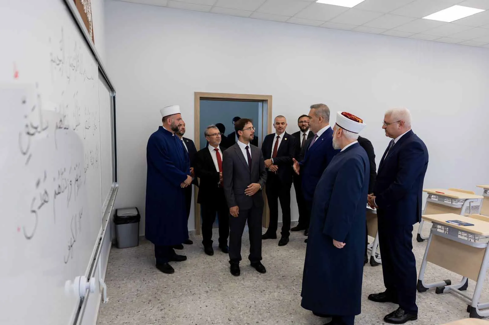 Dışişleri Bakanı Hakan Fidan Sofya’da mezuniyet törenine katıldı
