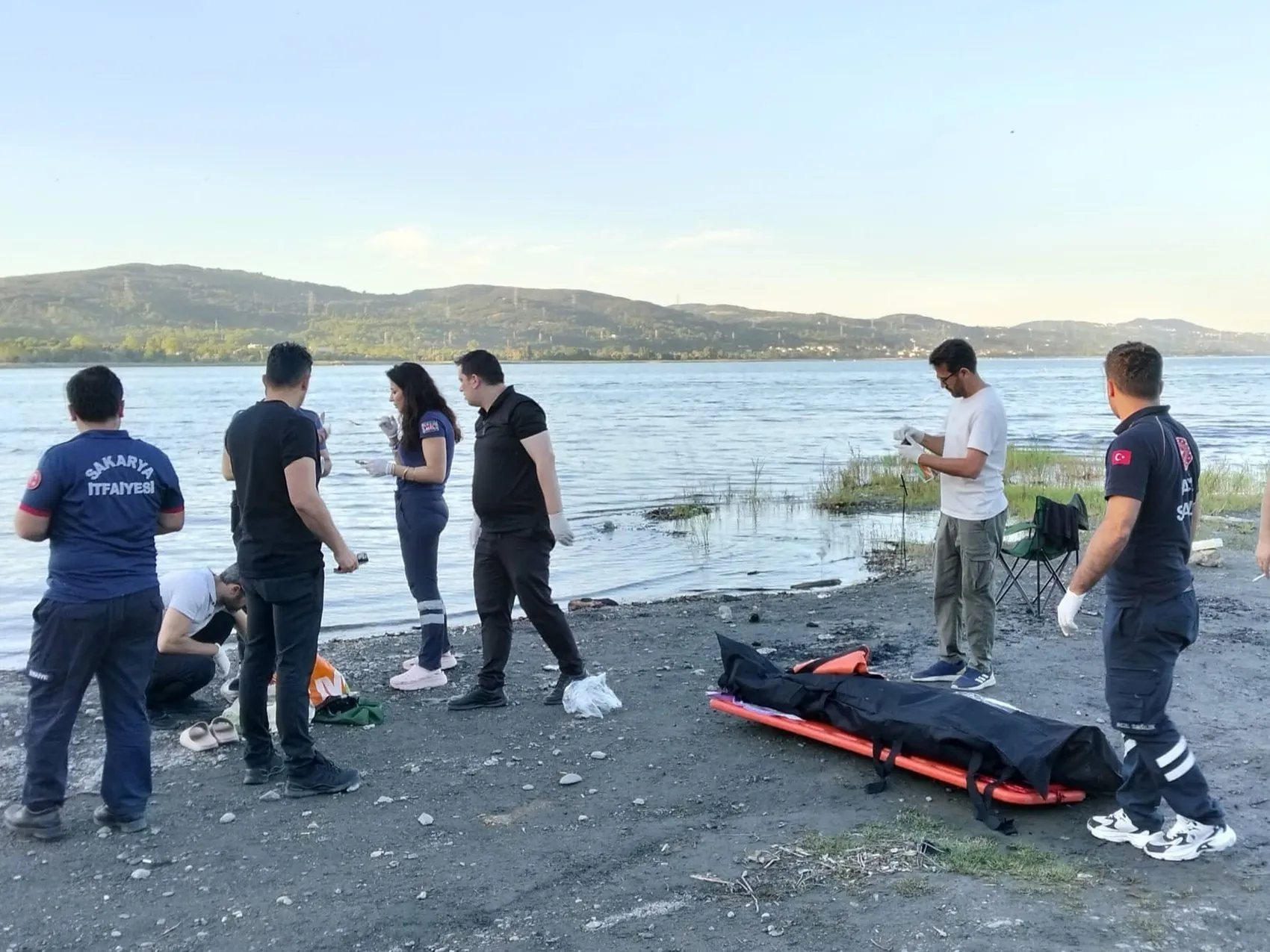 Sapanca Gölü'nde serinlemek isteyen kişi hayatını kaybetti