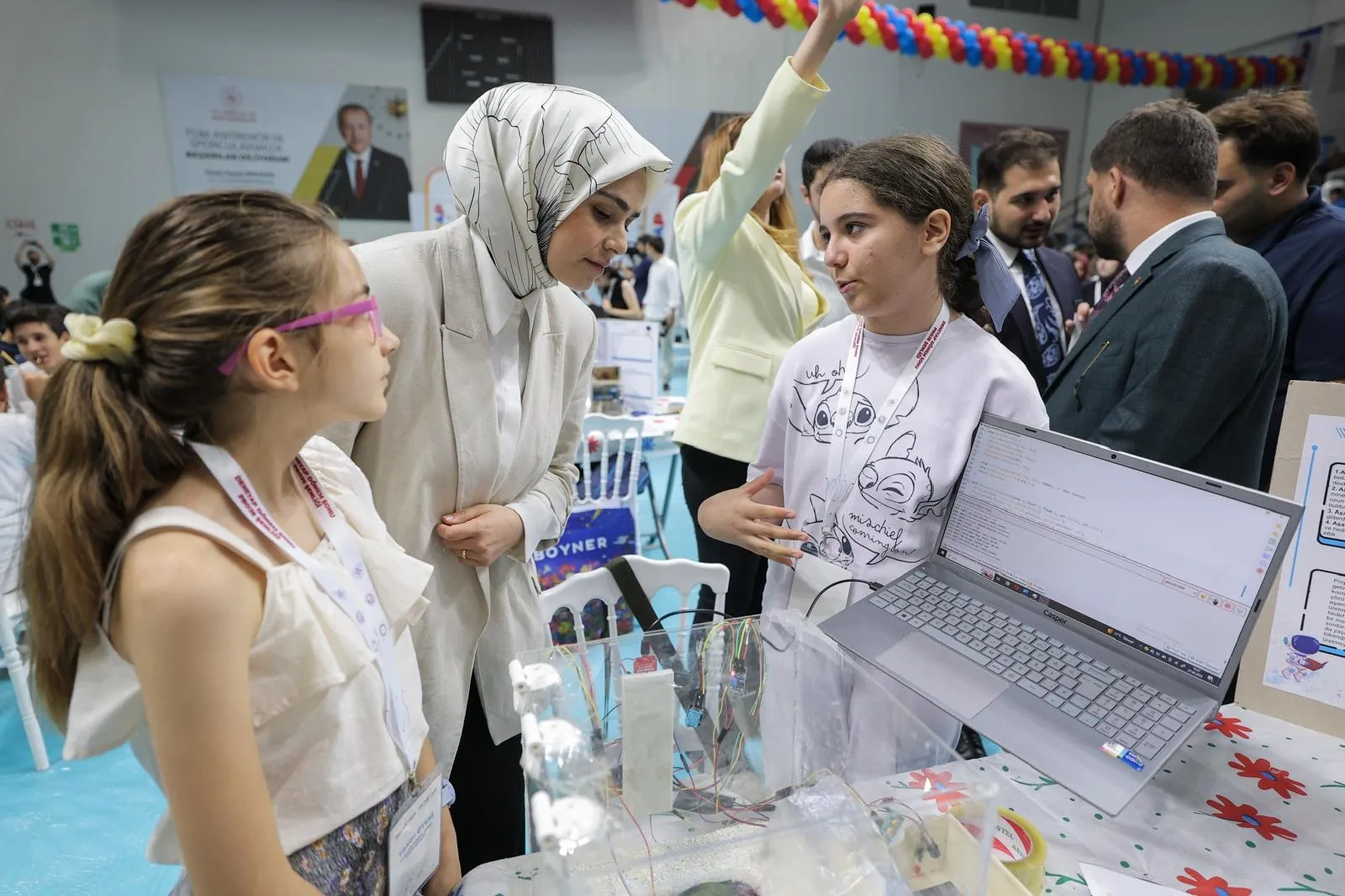 Genç beyinler uzayda yaşamı tasarladı
