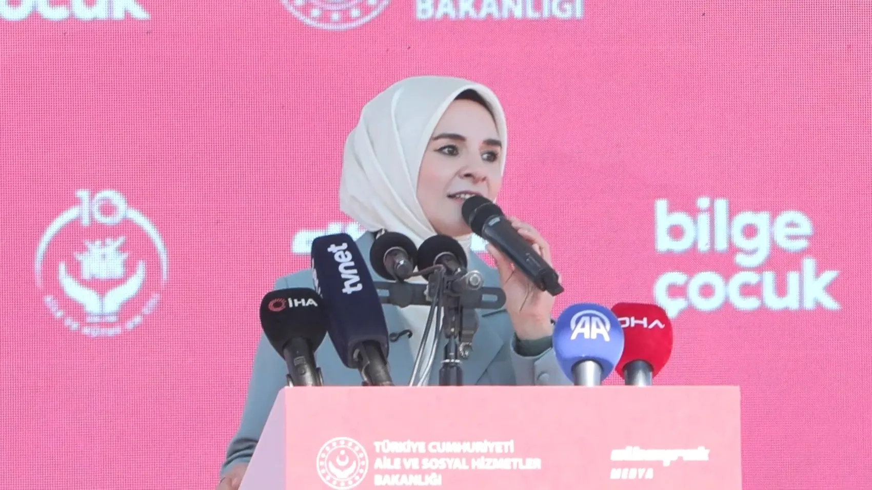 Genç yazarların gözünden aile temalı hikayeler ödüllendirildi