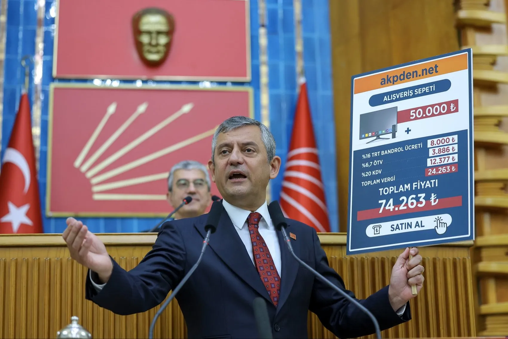 Özgür Özel'den sert çıkış Partimdeki işgal biter veya yeni yol buluruz