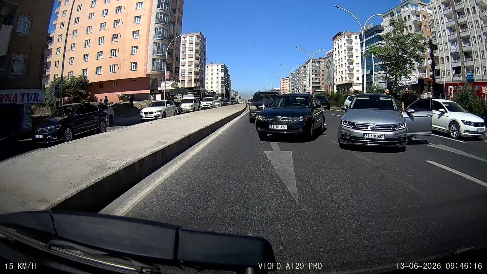 Diyarbakır trafiğinde saniyelerle ölçülen kaza tehlikesi