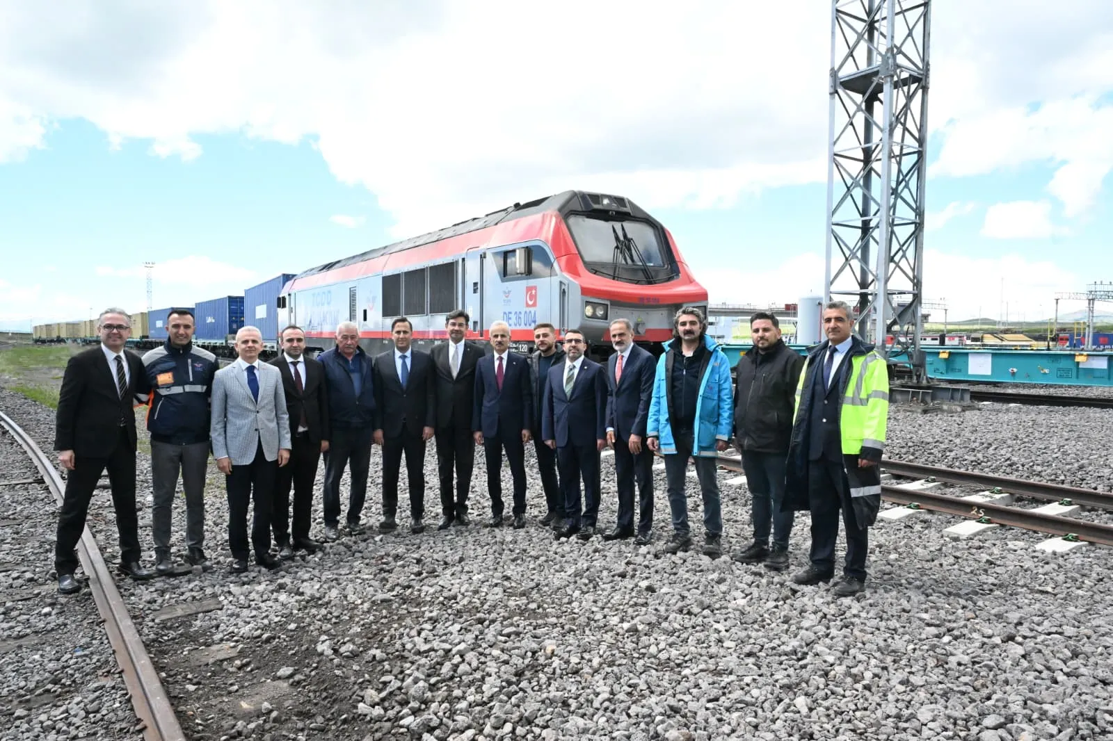 Bakü-Tiflis-Kars hattında tam kapasite dönemi resmen başladı