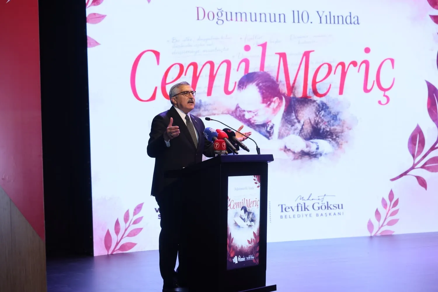 Esenler Cemil Meriç’in fikirlerini yeni nesille buluşturuyor
