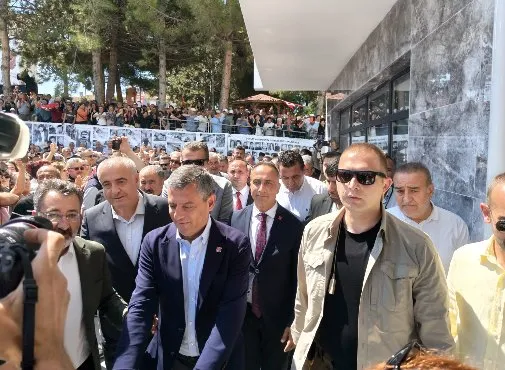 Özgür Özel Çorum’da hodri meydan dedi
