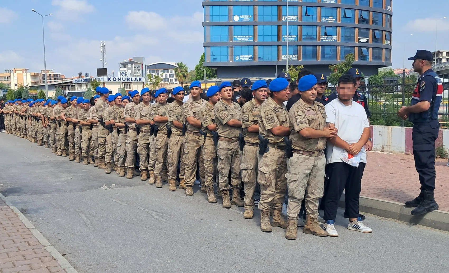 8 Milyar Liralık Bahis Operasyonunda 80 Şüpheli Adliyeye Çıkarıldı