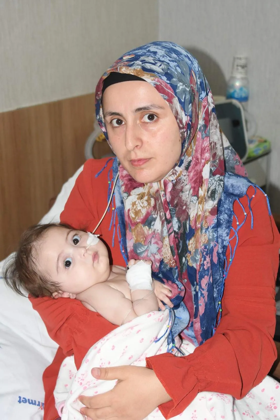 Afra Sıla yaşamak için zamanla yarışıyor