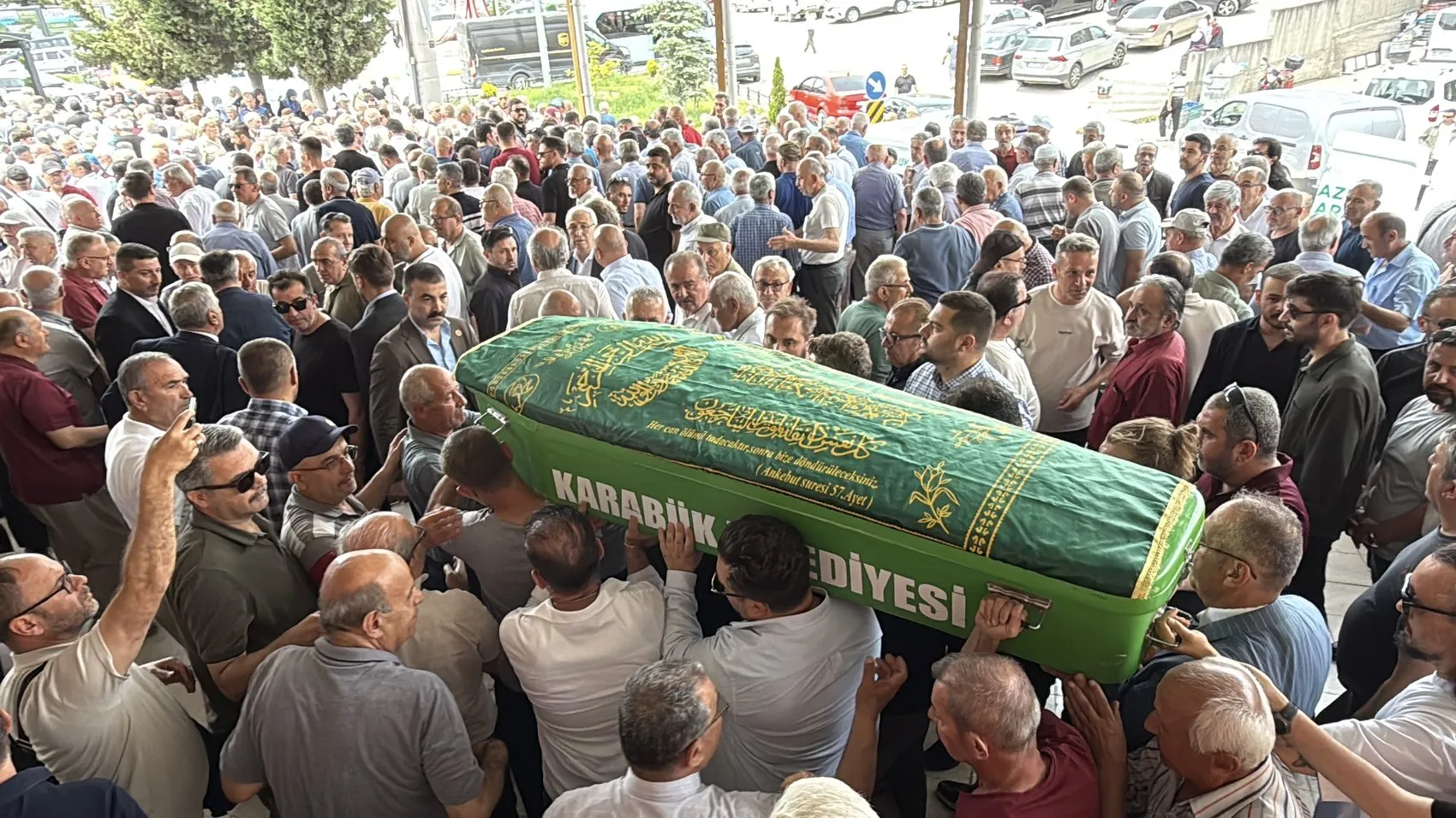 Karabük'te çaya düşen siyasetçi son yolculuğuna uğurlandı