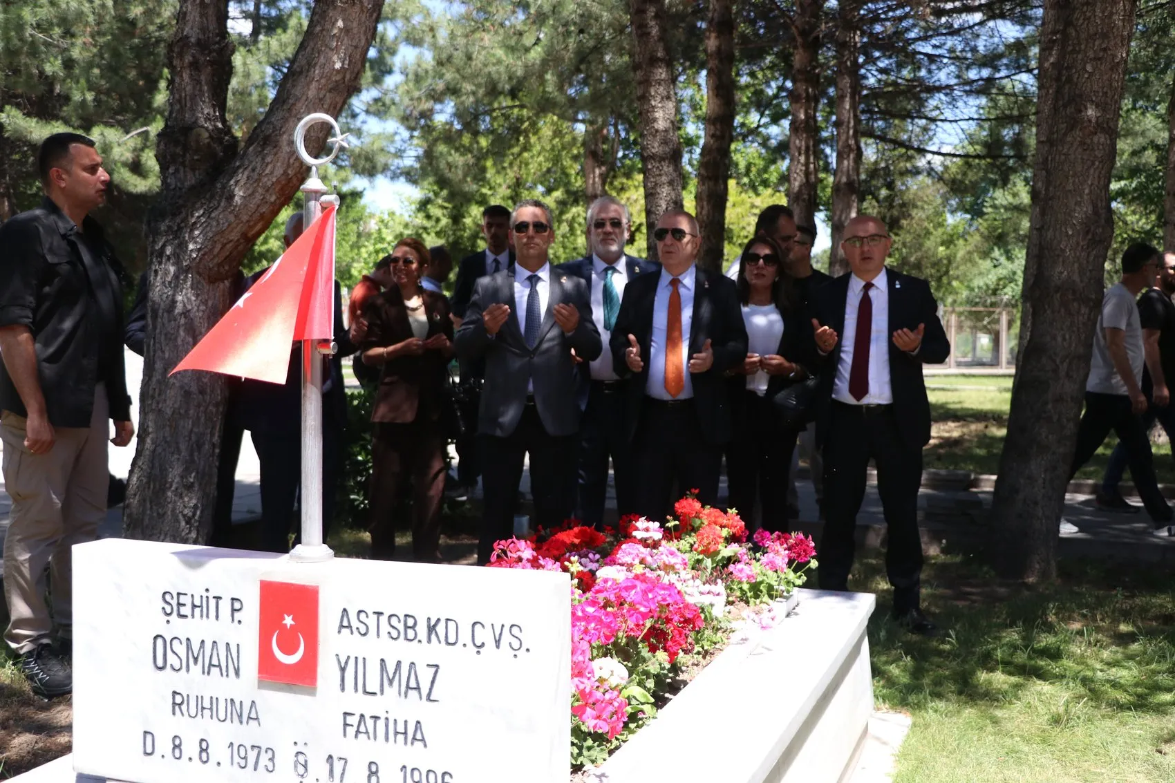 Ümit Özdağ Kayseri sanayicisi ve esnafıyla bir araya geldi