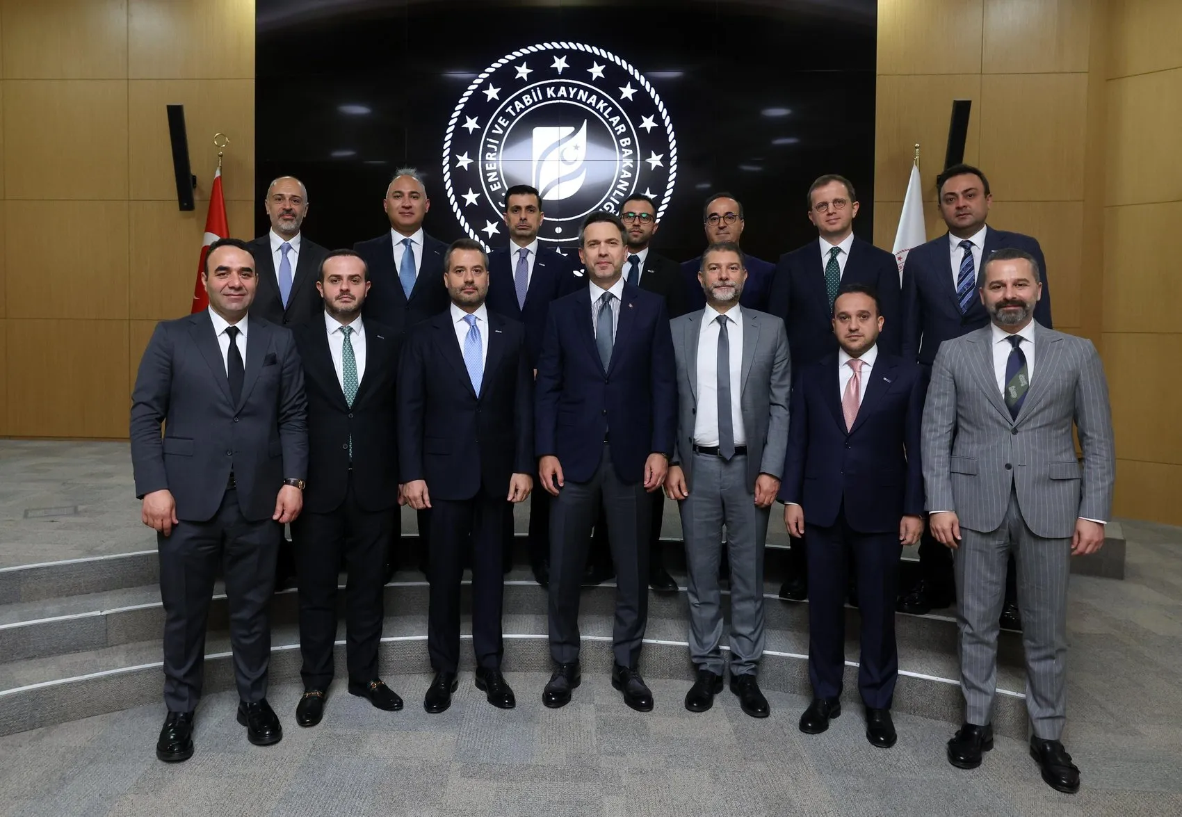 Enerji bakanlığı iş dünyasıyla yurt dışı planlarını masaya yatırdı