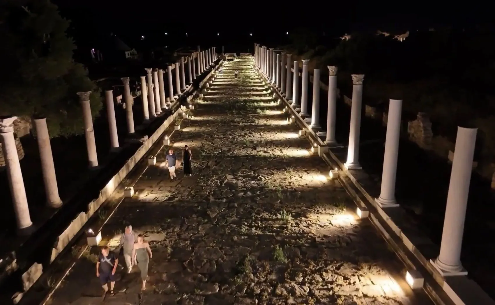 Müze ve ören yerlerinde gece mesaisi dönemi geri döndü
