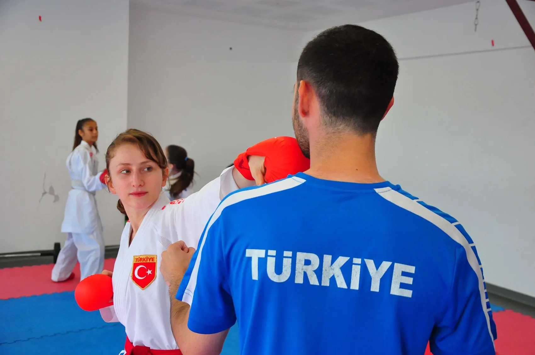 Manisalı sporcudan dünyaya madalya dersi