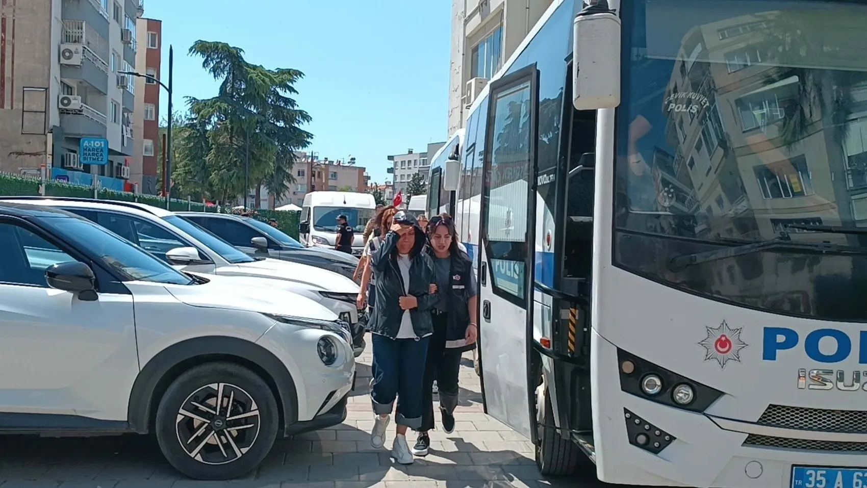 Buca Belediyesi operasyonunda gözaltı dalgası büyüyor