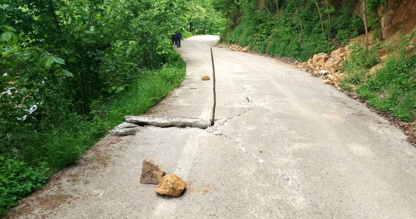 Giresun’da toprak kayması korkusu 33 haneyi yerinden etti