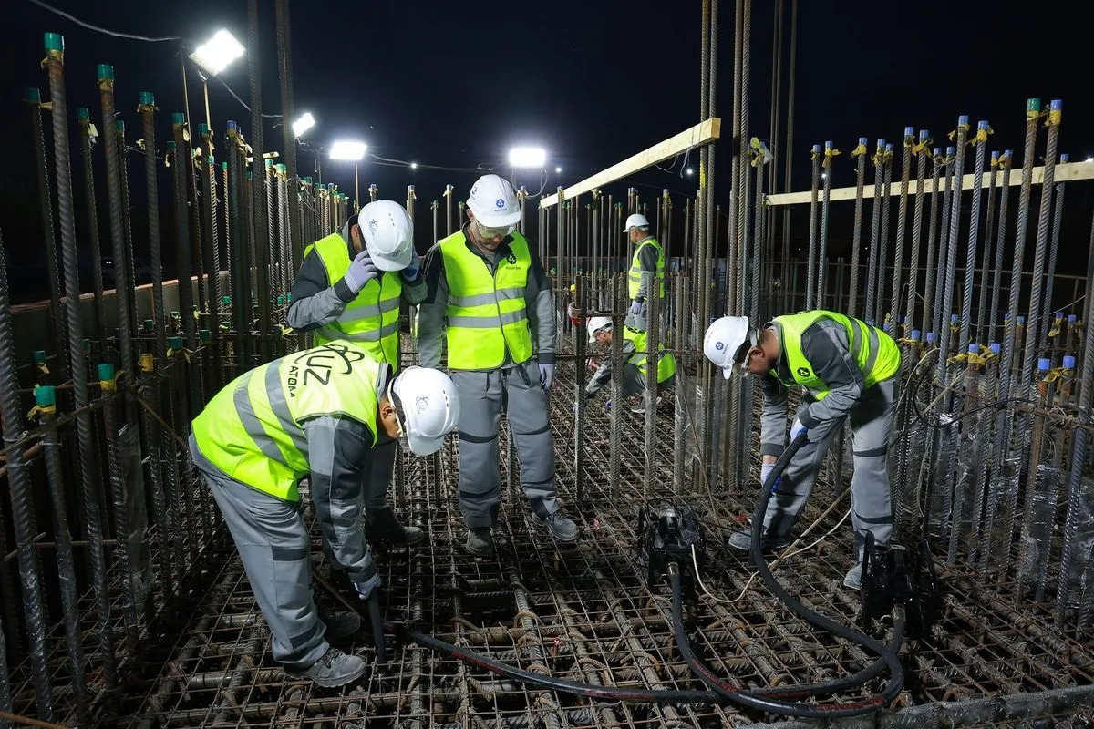 Özbekistan nükleer santral kurmak için ilk betonu döktü