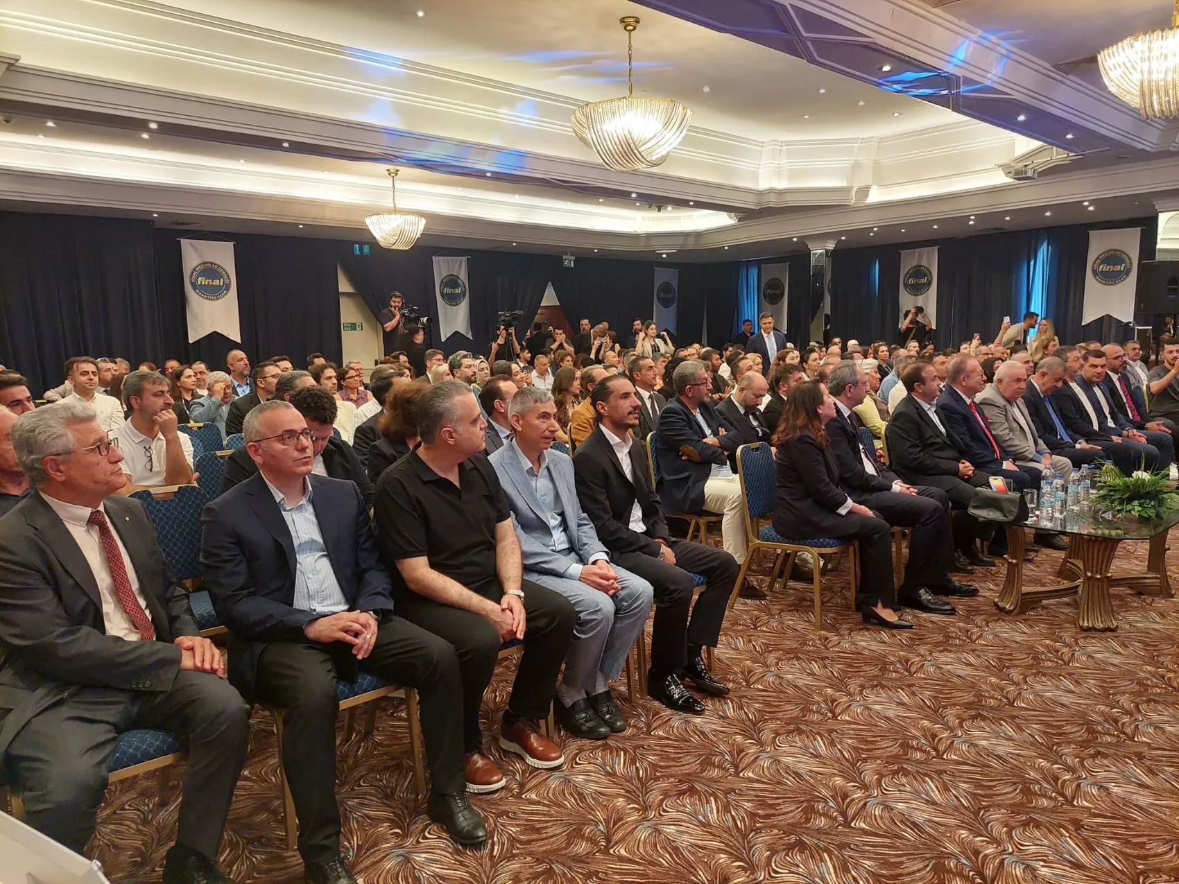 Final mezunlarını tek çatı altında topluyor